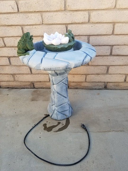Happy Frog Fountain