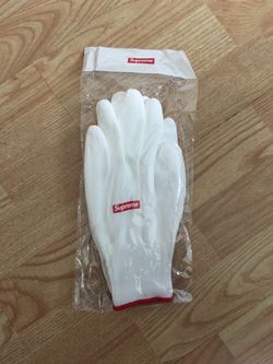 Supreme gloves