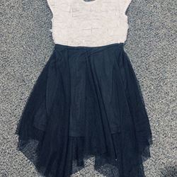 Wonder Nation girls size 4/5 shimmery silver and white bodice with tulle handkerchief hem dress 