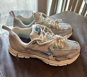 Nike vomero 5