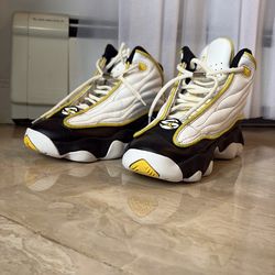 Jordan shoe for big boy 3.5Y