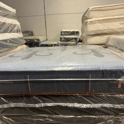💯 King Mattress Stearns And foster Lux Hybrid Soft 💯