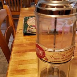 Straw holder