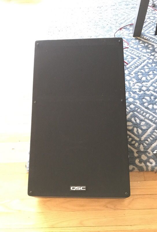 QSC SR 26 Home Theater Speakers (4 Speakers)