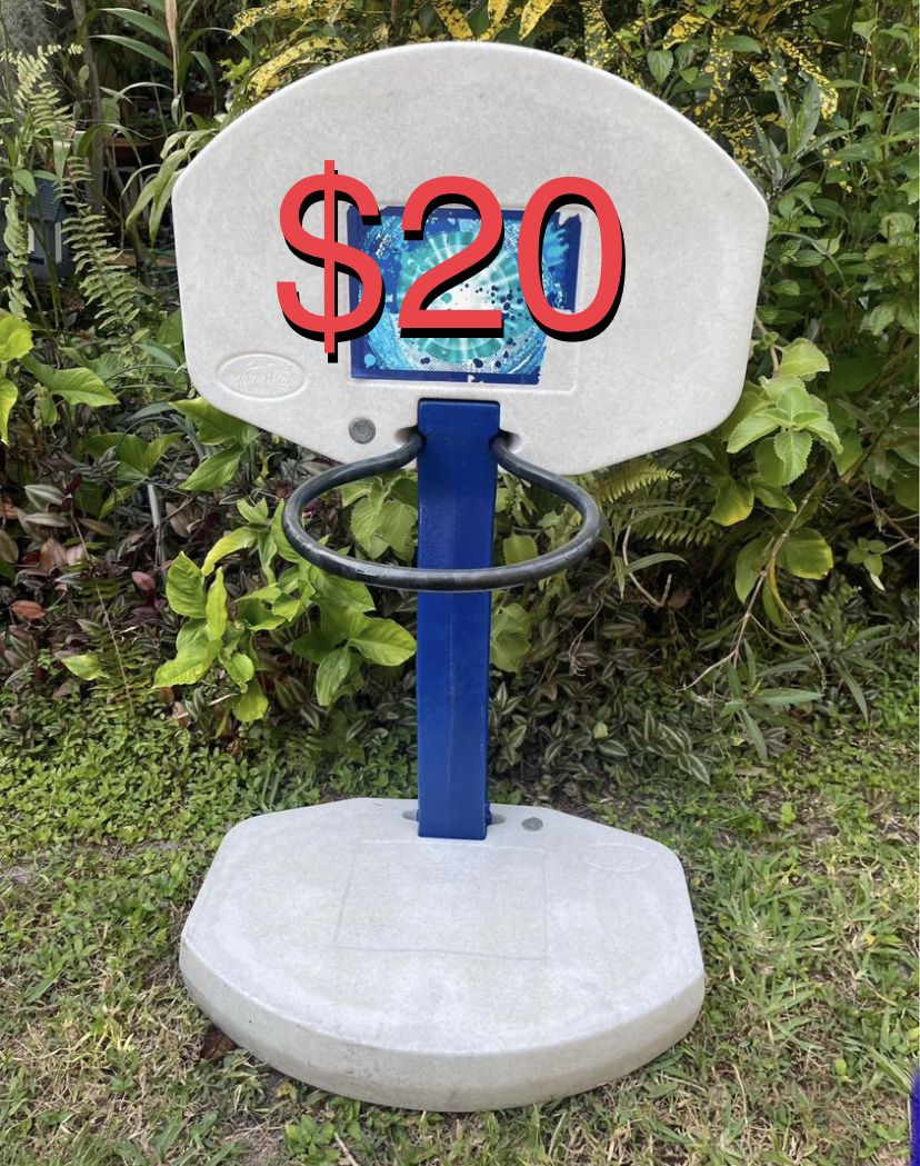 $20 Swimways Pool Basketball Hoop