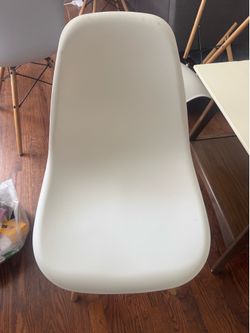 FREE 6 White Chairs (Must Take All)