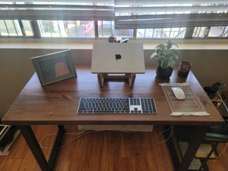 Solid wood desk - excellent condition