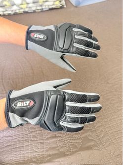 BiLT Motorcycle Riding Gloves