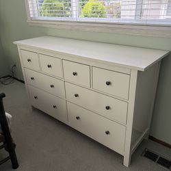 Full IKEA White Dresser Set 