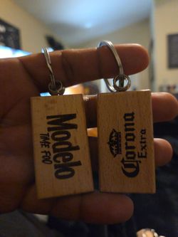 CUSTOM KEYCHAINS