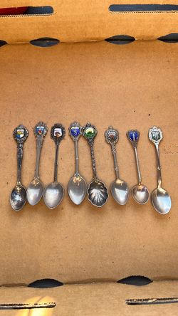 Souvenir spoons