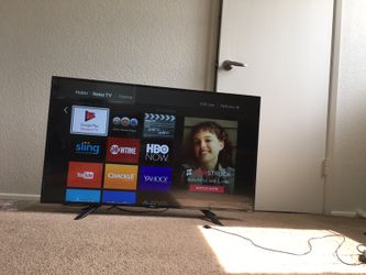 Like brand new condition 50" Haier Roku smart TV