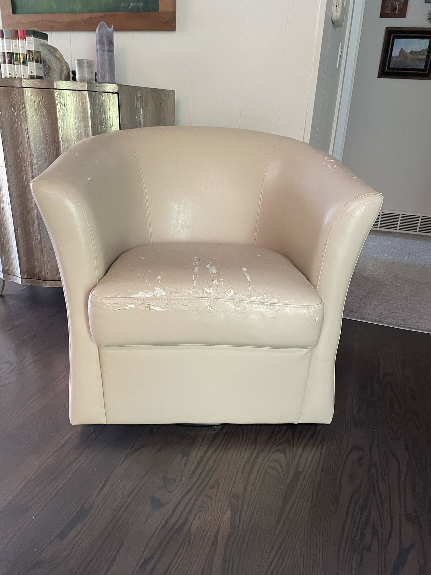 Swivel Armchair