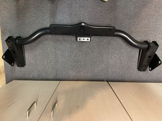 Trailer Hitch - GM part #84301196