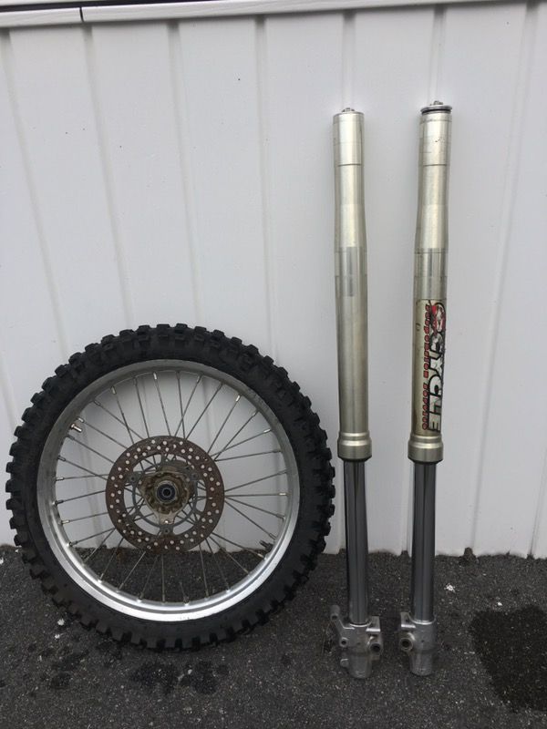 Suzuki rm85 front suspensions and 17 inch wheel