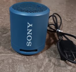 Sony XB13 extra bass portable IP67 waterproof,  dustproof wireless Bluetooth w/ charger