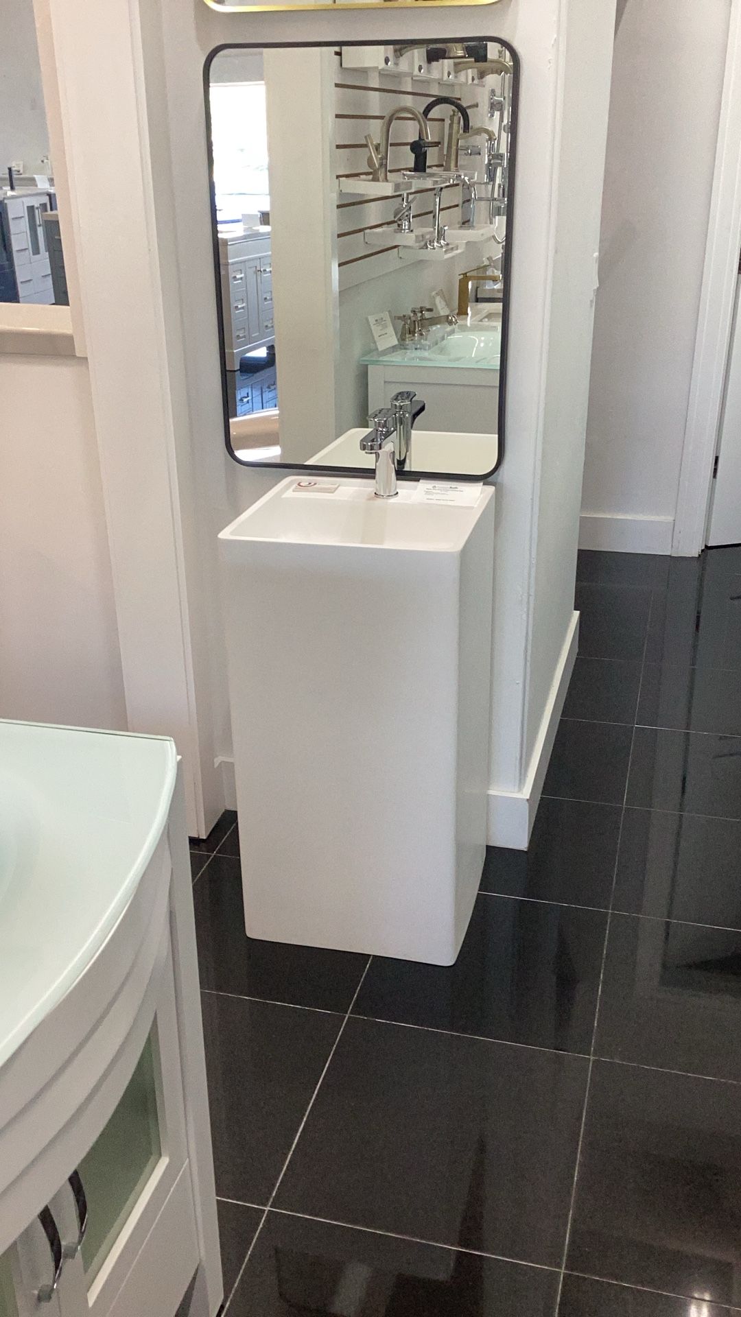 Royal Jessi Solid Surface Sink