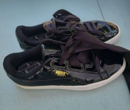 PUMA Basket Heart Patent Black Size 7 Shoes