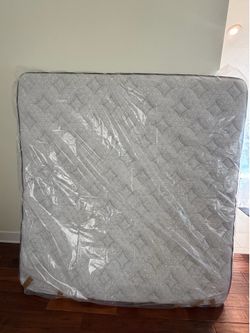 Helix Midnight Luxe King Mattress