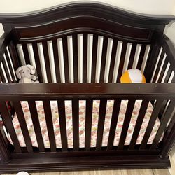 Baby Cache 4 In 1 Crib