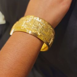 Golden Style Bracelet ✨️ 