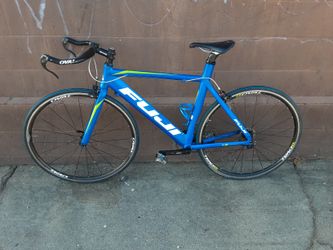 Fuji aloha store triathlon bike