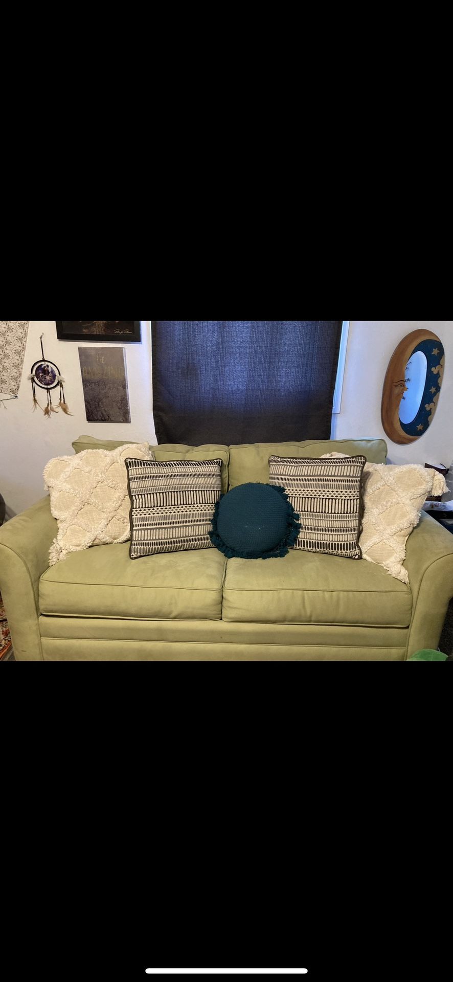 Light Green Couch 175$