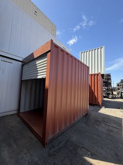 10FT STORAGE CONTAINER w/ ROLL-UP DOOR – CLEAN & READY