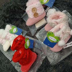 BRAND NEW LITTLE GIRL BOOTIES/BOOTS