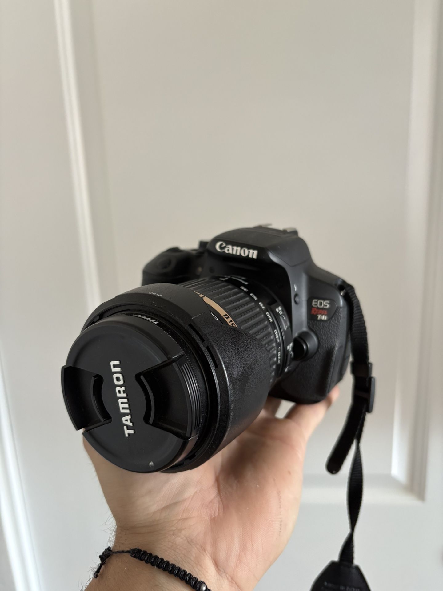 Canon EOS Rebel T4i