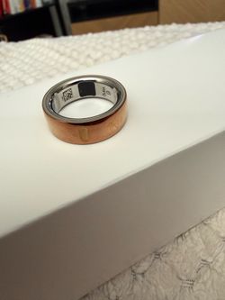 Oura Ring 4 in Rose Gold, Size 9