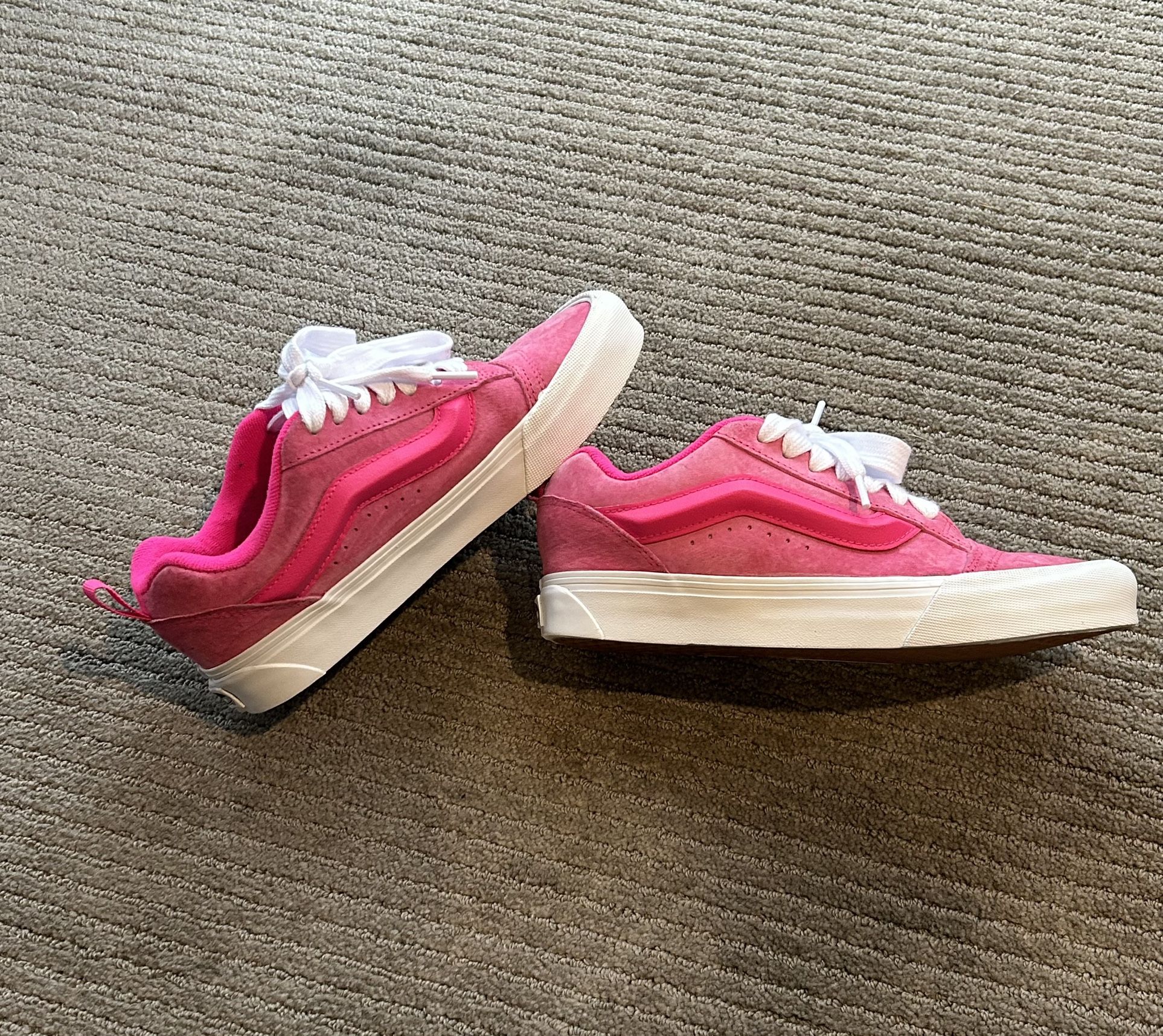 Pink Knu Skool Vans !