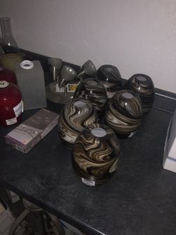 Light fixtures and globes Discounted Pricing