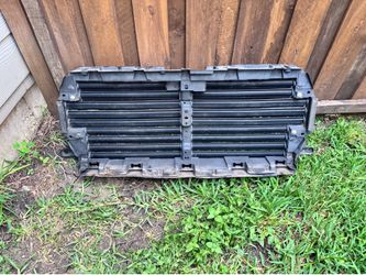 2018 to 2020 FORD F150 GRILL SHUTTER
