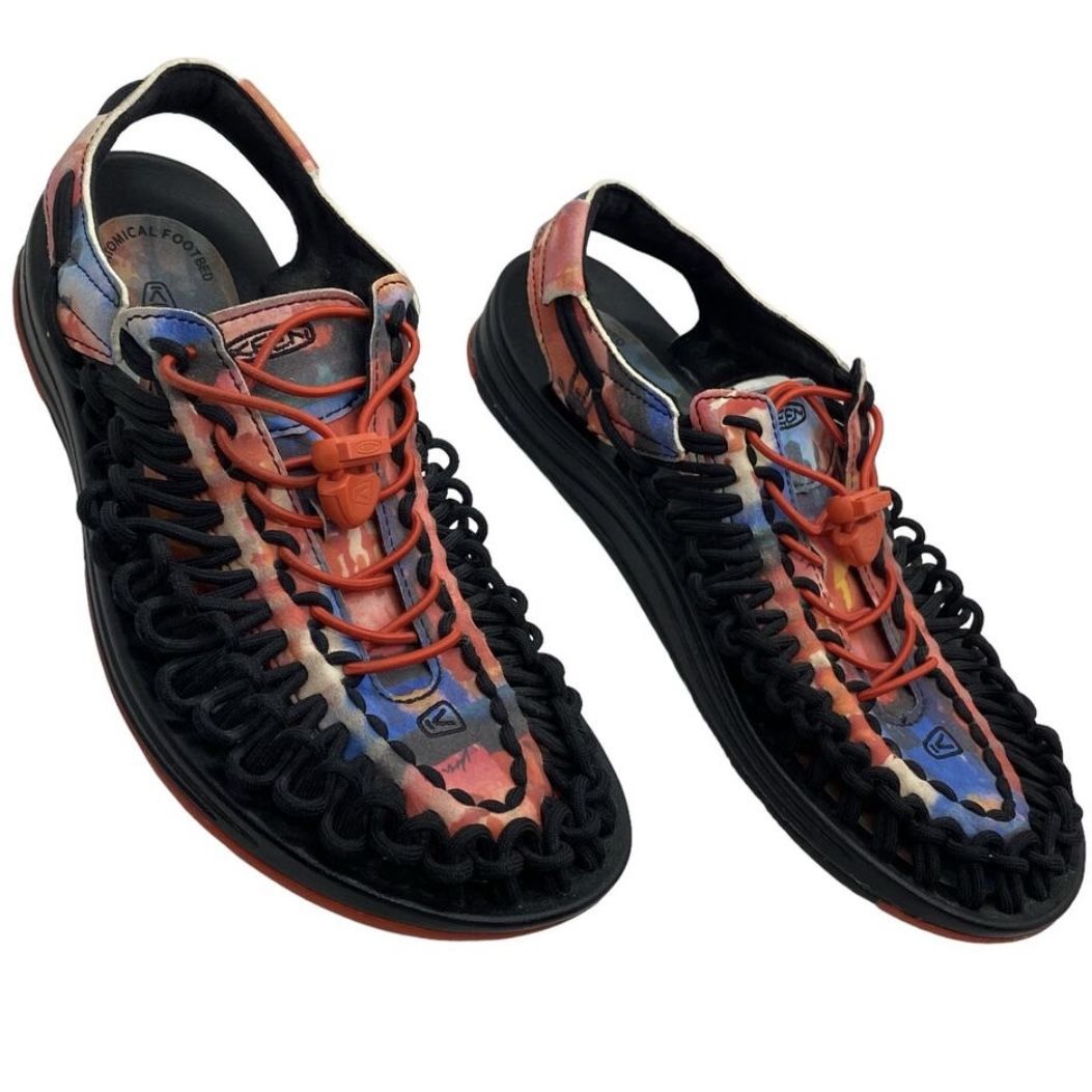KEEN UNEEK Women’s 2 Cord Sandals Size 10.5