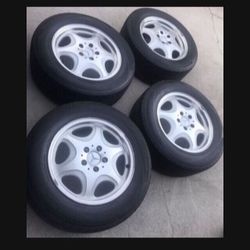 4 —- 225/60r16 5x112 5x4.41 Stock Mercedes S420 Rims Wheels Tires Good 80% Treads!!!!!