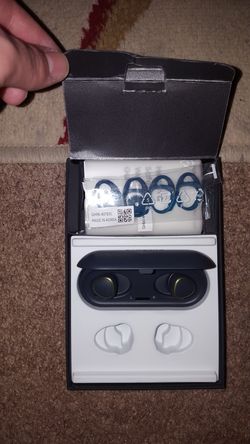 Samsung gear icon x wireless earbuds