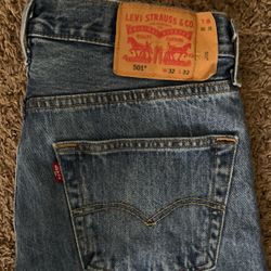 Levi’s 