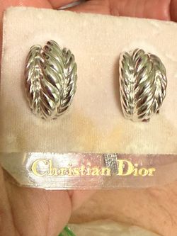 Clip onChristian Dior  rope  earrings