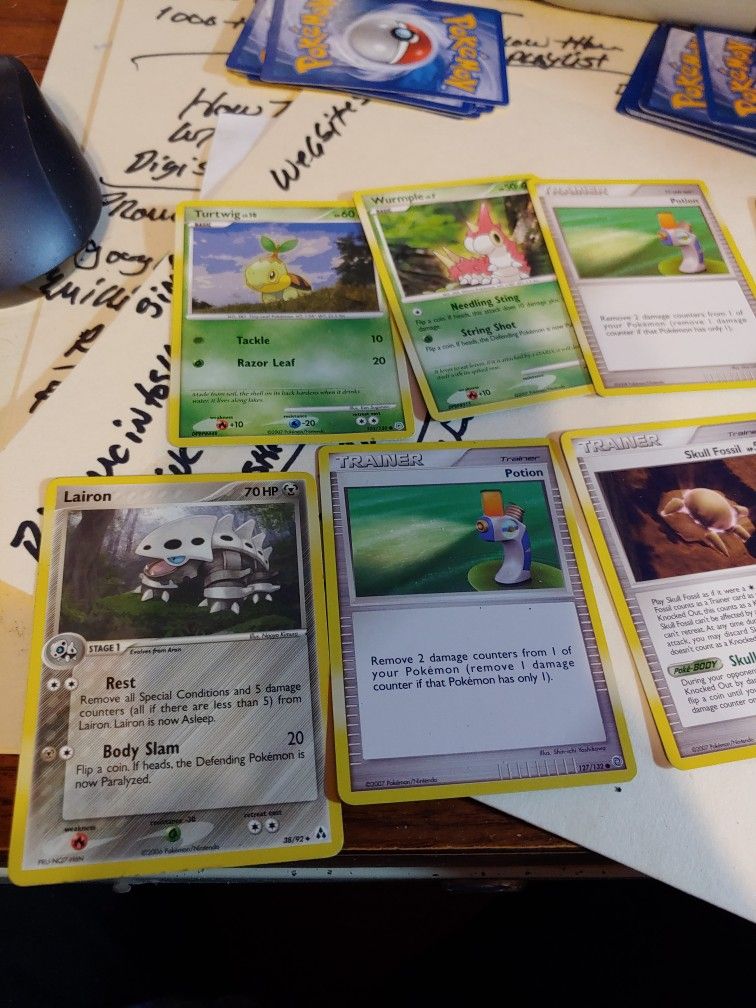 10 Pokemon Cards