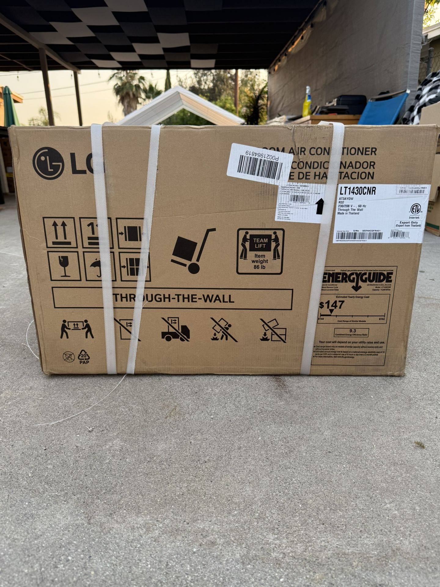 LG 14,000 BTU Through the Wall Air Conditioner Cools 700 Sq 