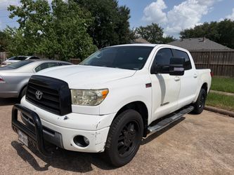 Toyota tundra 2008