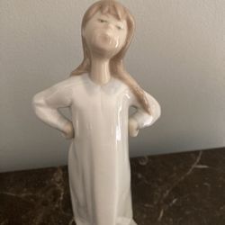 Lladro Figurine 