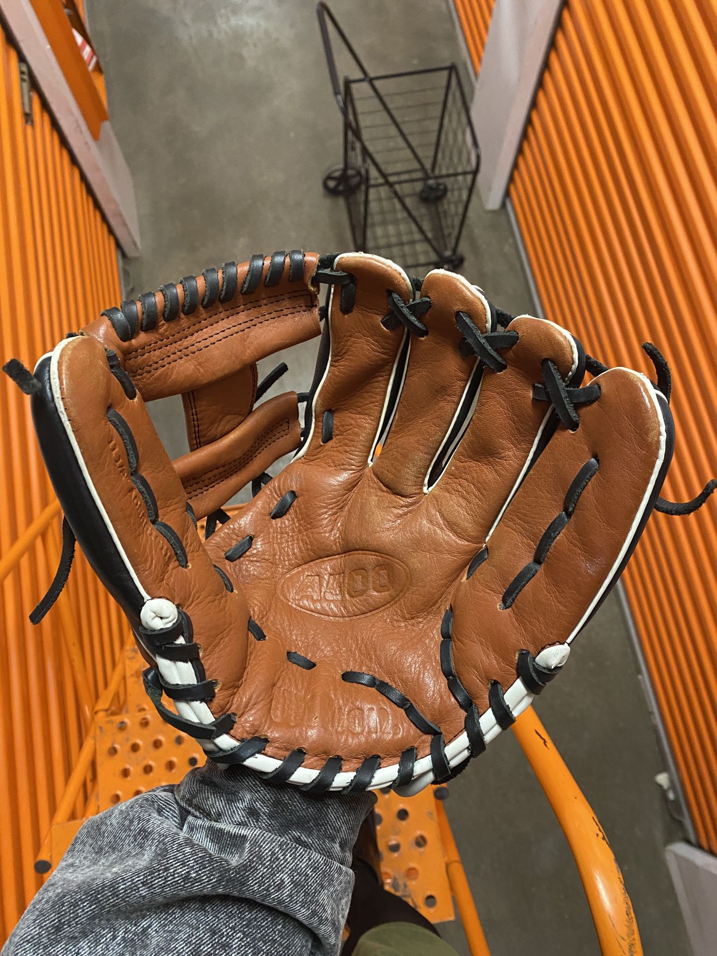 Wilson A500 11.5” Baseball Glove
