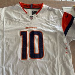 Broncos jersey No Nix