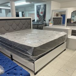 King Bed Dresser Miror 