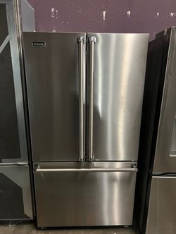 Viking - French Door Refrigerator - Stainless Steel