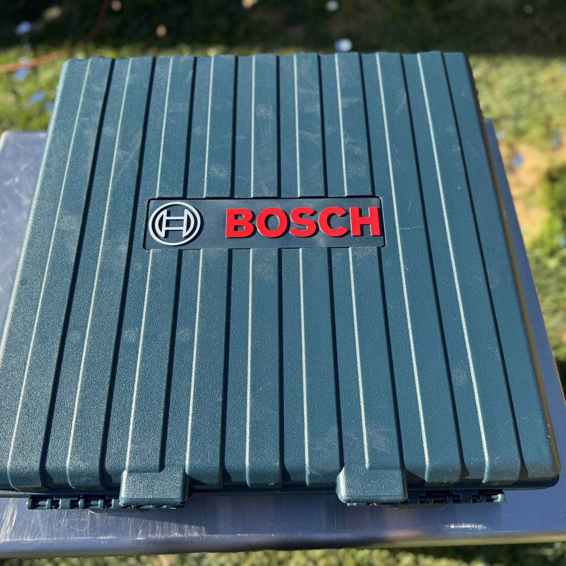 Bosch 18V SDS Plus Bulldog 1in Rotary Hammer Kit with Dust Collection Attachment