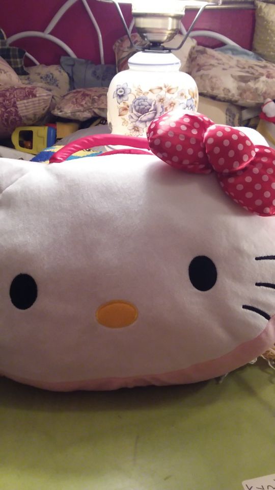 Hello kitty pillow