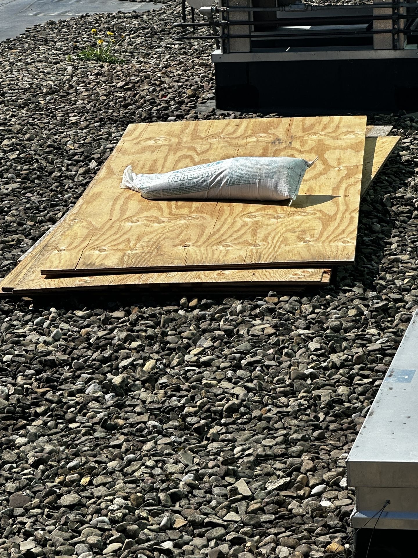 25 sheets of 8’x4’x3/4” plywood